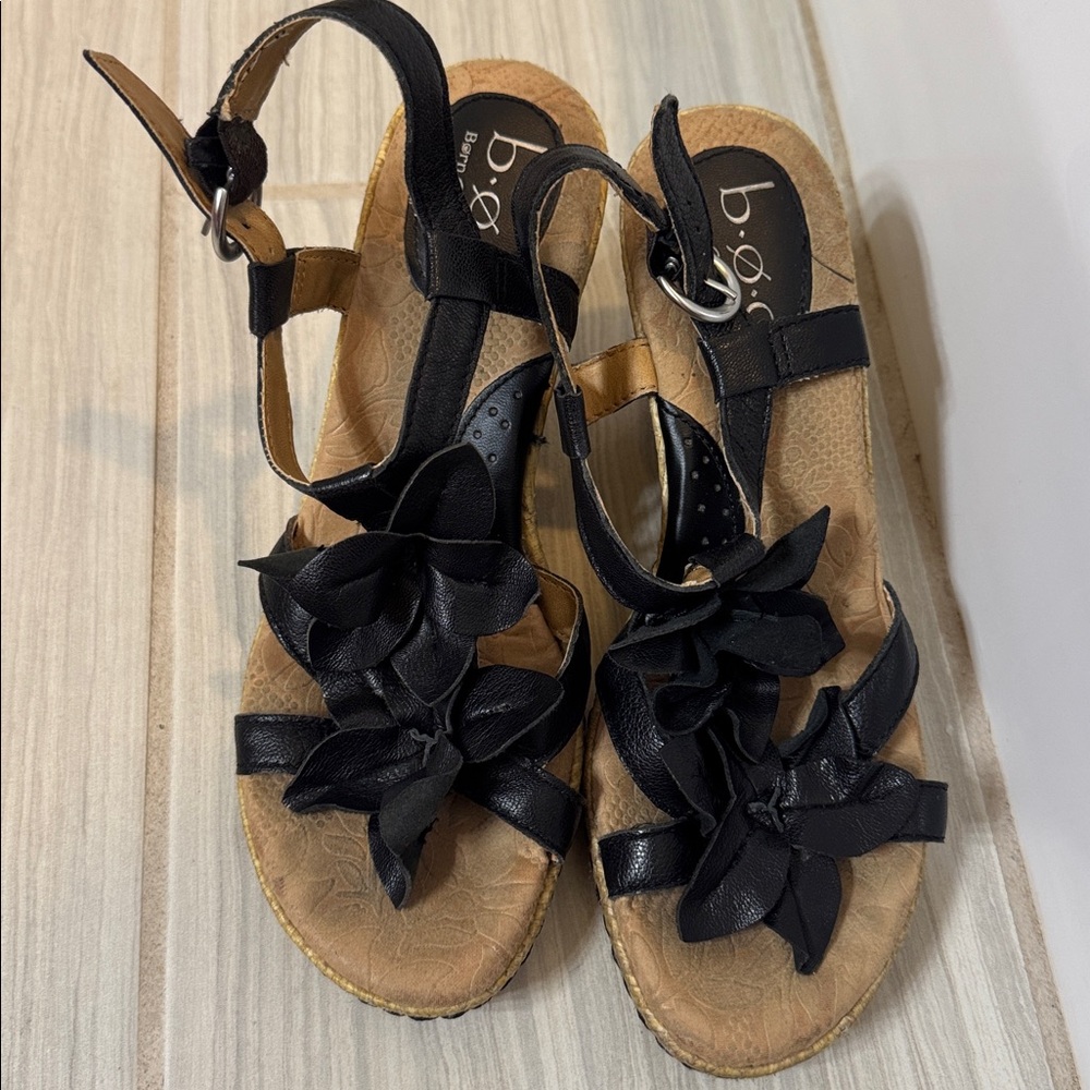 BOC black leather wedges